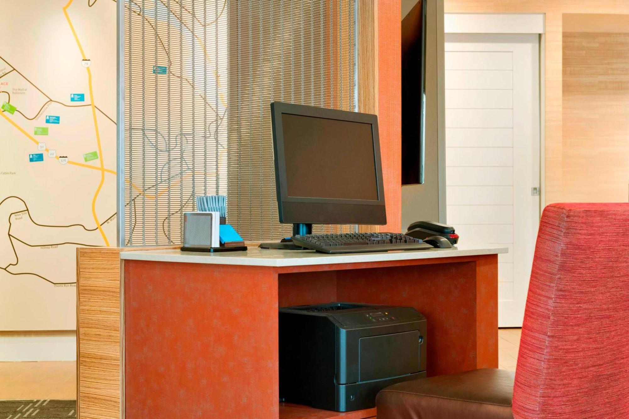 Towneplace Suites By Marriott Pittsburgh Airport/Robinson Township Экстерьер фото